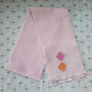 Y2K Era Plaid Embroidered Scarf 🤍